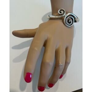 Brighton Silver Tone and Clear Rhinestone Bangle Hinge Bracelet! Retired